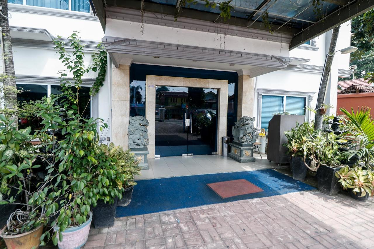 Reddoorz Plus @ Jalan Dr Sutomo Pekanbaru Eksteriør billede